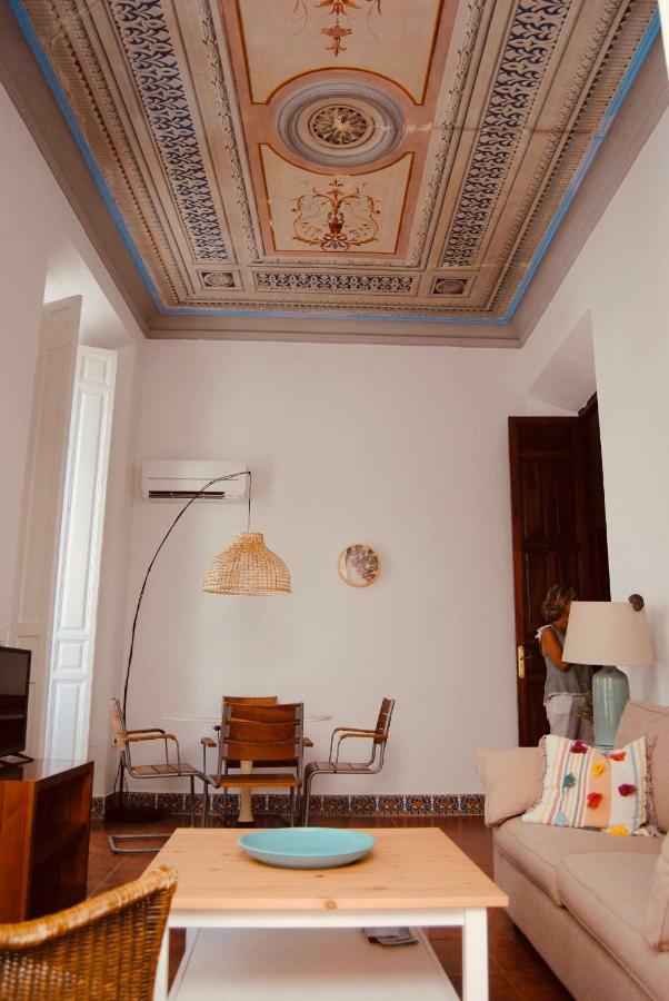 Luz Y Sencillez En El Centro Historico De Malaga Apartment ภายนอก รูปภาพ