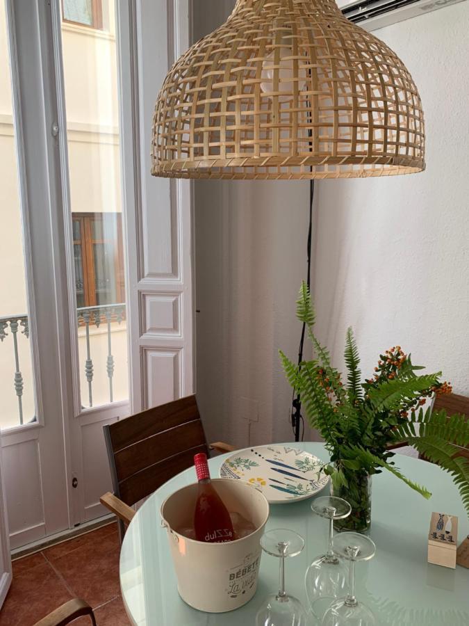 Luz Y Sencillez En El Centro Historico De Malaga Apartment ภายนอก รูปภาพ
